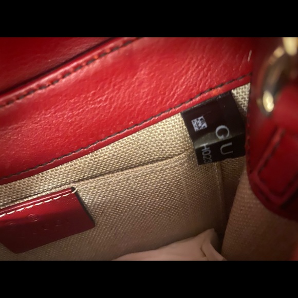 Gucci Clutch - Picture 6 of 9